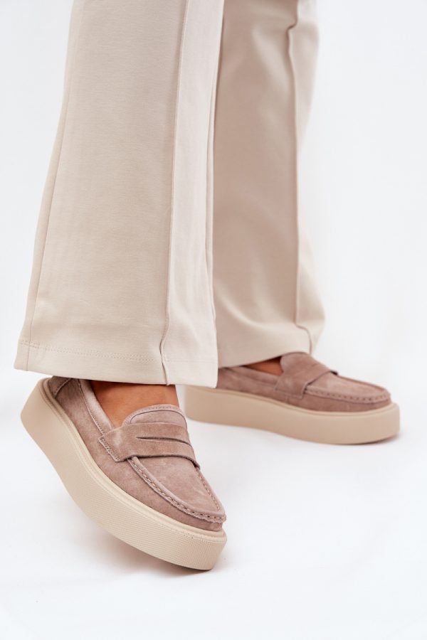 Moccassins model 209032 Step in style