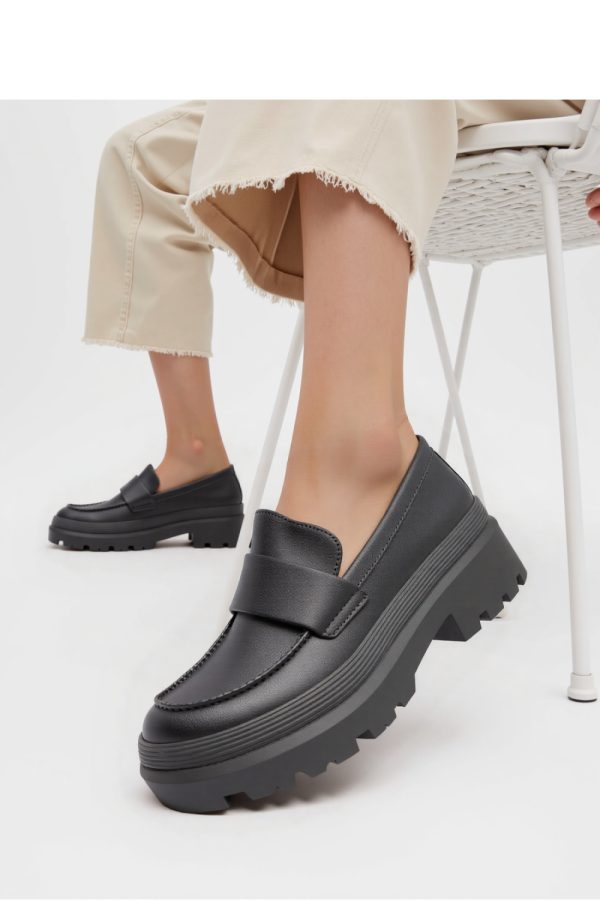 Moccassins model 210221 Inello